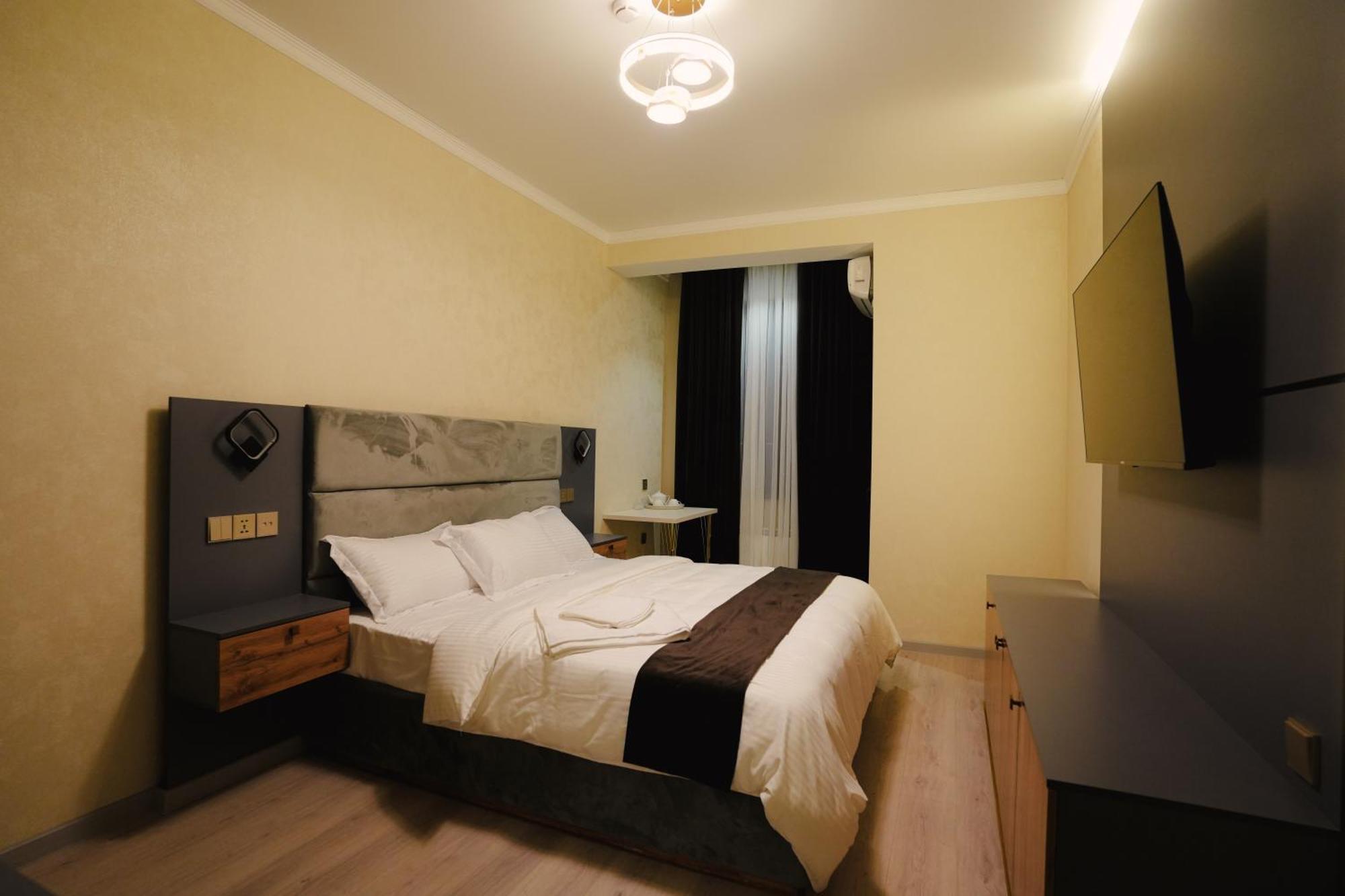 Baland Hotel דושאנבה מראה חיצוני תמונה