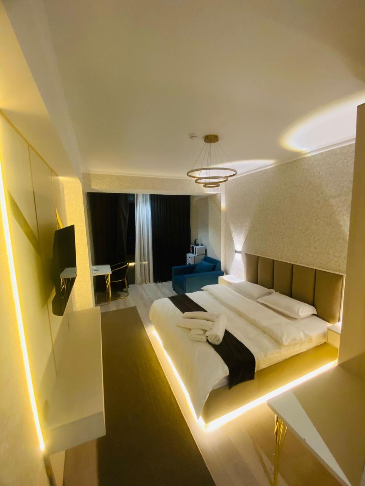 Baland Hotel דושאנבה מראה חיצוני תמונה