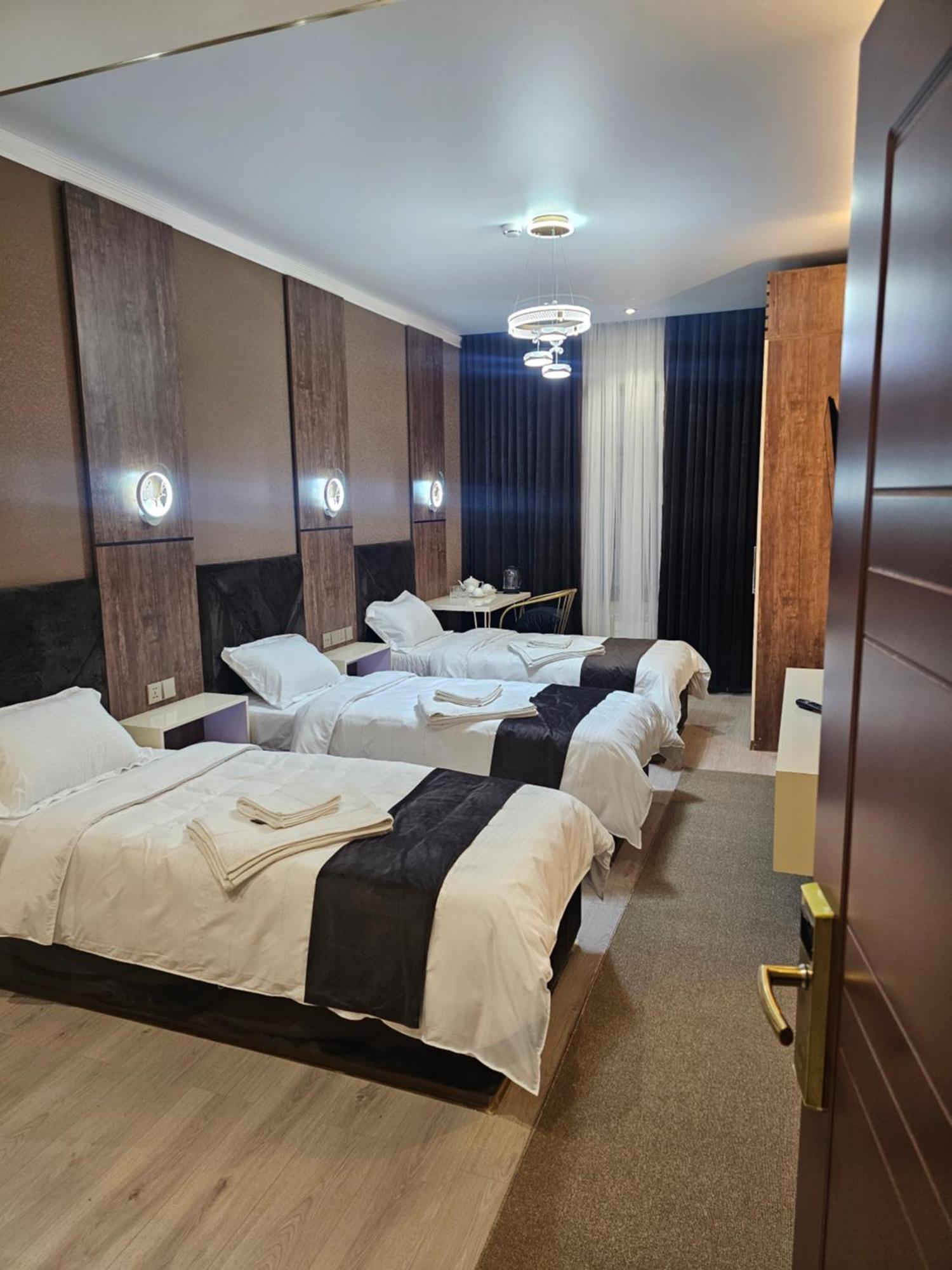 Baland Hotel דושאנבה מראה חיצוני תמונה